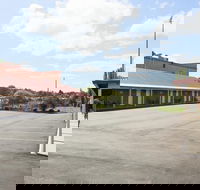 Club Motel - Accommodation Sunshine Coast