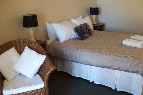 Harbourside Motel - Accommodation Sunshine Coast 6