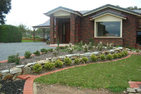 Mt Bold Estate - Accommodation Sunshine Coast 1