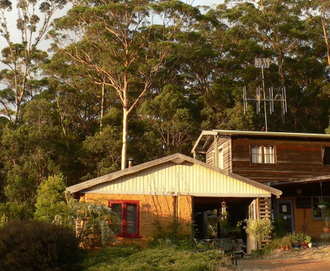 Bombina Cottages - Accommodation Sunshine Coast 1