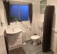 Apartment on Tennyson - Accommodation Sunshine Coast