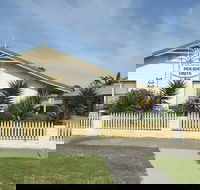 Lakes Entrance Holiday Units - Accommodation Sunshine Coast