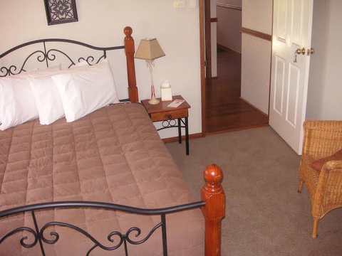 Rosedale Bed & Breakfast - Accommodation Sunshine Coast 2