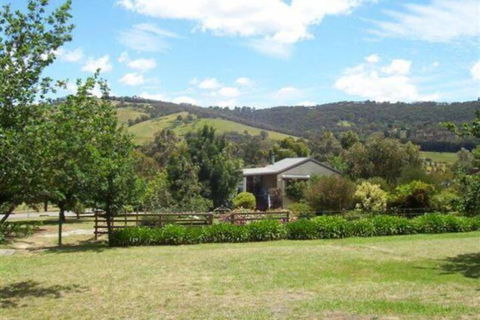 Yarra Glen Bed & Breakfast - Accommodation Sunshine Coast 4