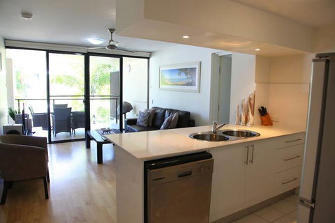 Agnes Water Beach Club - Accommodation Sunshine Coast 3