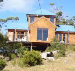 The Tree House - Accommodation Sunshine Coast