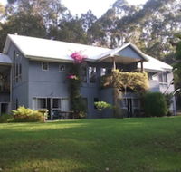 Lakeshore Lodge - Accommodation Sunshine Coast