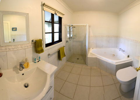 St Helens Country Cottages - Accommodation Sunshine Coast 5