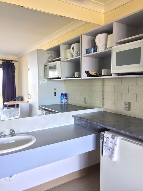 Skenes Creek Lodge Motel And Restaurant - Accommodation Sunshine Coast 6