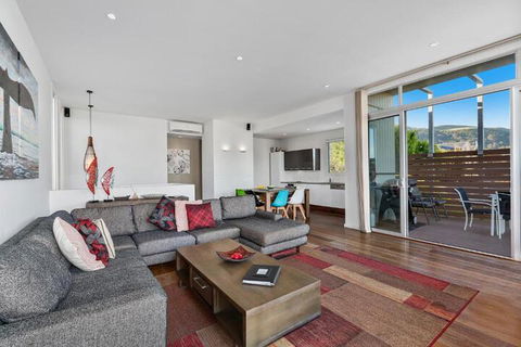 The Lane House - Accommodation Sunshine Coast 1