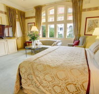 Simpson of Potts Point - Accommodation Sunshine Coast