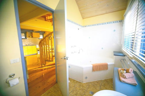 Rayville Boat Houses - Accommodation Sunshine Coast 4