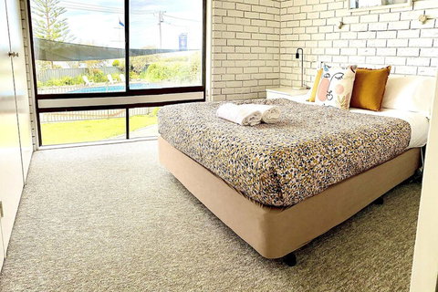 Penguin Mews Merimbula - Accommodation Sunshine Coast 6