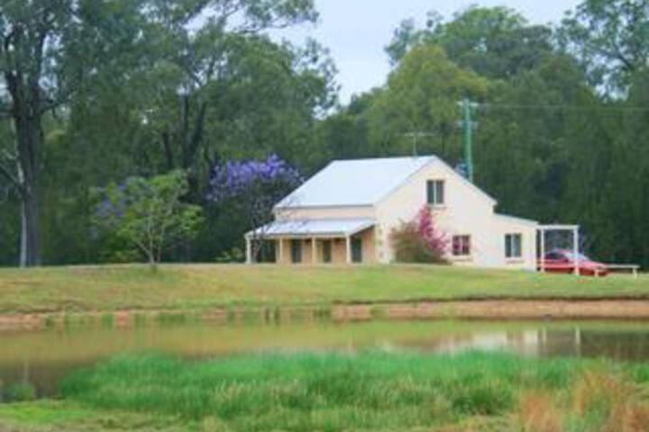 Rothbury NSW Accommodation Sunshine Coast