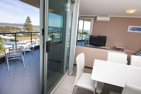 Sails Luxury Apartments, Forster - Accommodation Sunshine Coast 6