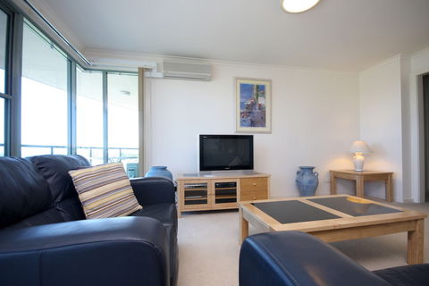 Sails Luxury Apartments, Forster - Accommodation Sunshine Coast 4