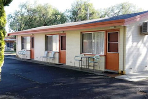 Restawile Motel - Accommodation Sunshine Coast 0