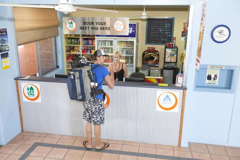 Coffs Harbour YHA Hostel / Backpackers - Accommodation Sunshine Coast 7