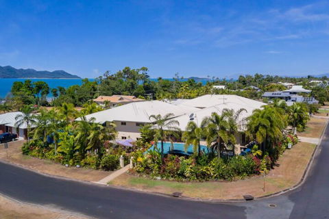 Mission Reef Resort - Accommodation Sunshine Coast 1
