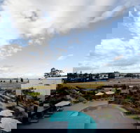 Corrigans Cove - Accommodation Sunshine Coast