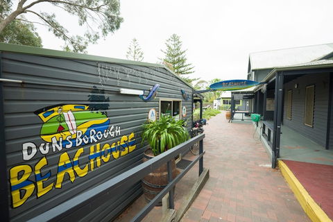Dunsborough Beachouse YHA Hostel - Accommodation Sunshine Coast 6