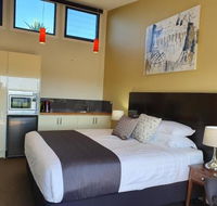 Sanctuary Hill Retreat - Accommodation Sunshine Coast