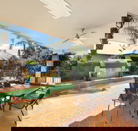 Edward Parry Motel  Apartments - Accommodation Sunshine Coast