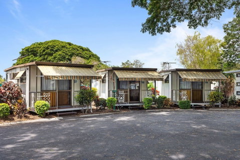 First City Caravilla - Accommodation Sunshine Coast 2