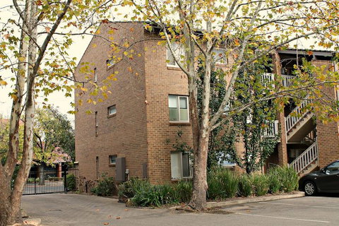 Adelaide Dresscircle Apartments Archer Street - Accommodation Sunshine Coast 3