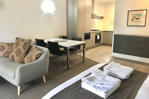 Adelaide Dresscircle Apartments Archer Street - Accommodation Sunshine Coast 7