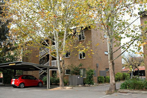 Adelaide Dresscircle Apartments Archer Street - Accommodation Sunshine Coast 2