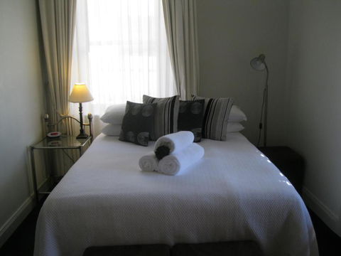 Heritage Guesthouse - Accommodation Sunshine Coast 1