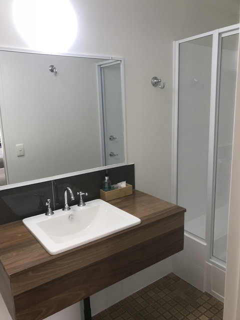 Cook's Endeavour Motor Inn - Accommodation Sunshine Coast 5