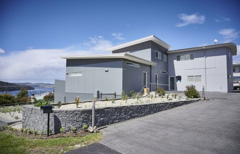 The Cove Kettering - Accommodation Sunshine Coast 1