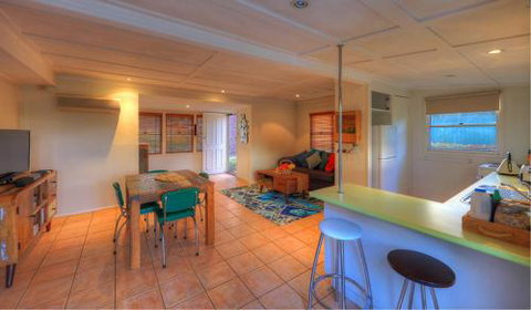 At Remingtons Private Cottages & Lodge - Accommodation Sunshine Coast 4