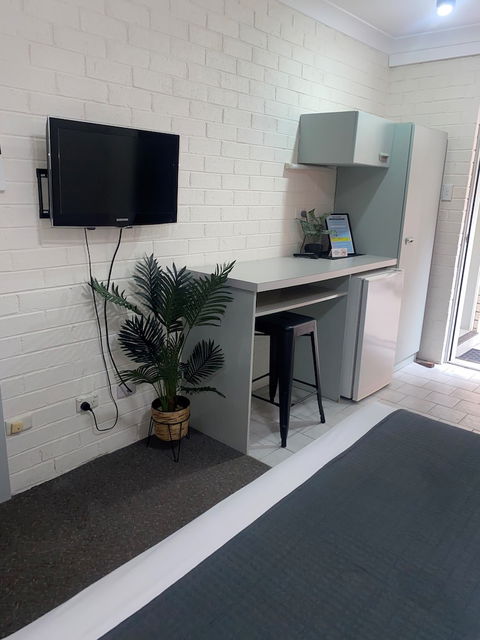 Beach Park Motel - Accommodation Sunshine Coast 0