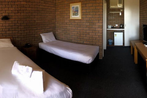 Cessnock Vintage Motor Inn - Accommodation Sunshine Coast 7