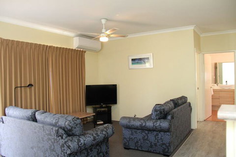 Gale Street Motel And Villas - Accommodation Sunshine Coast 5