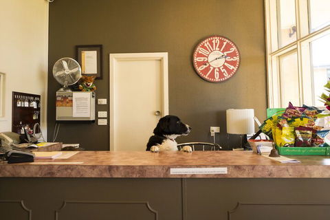 Motel Traralgon - Accommodation Sunshine Coast 2