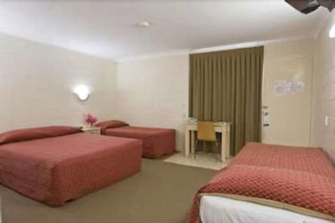 Nambour Lodge Motel - Accommodation Sunshine Coast 4