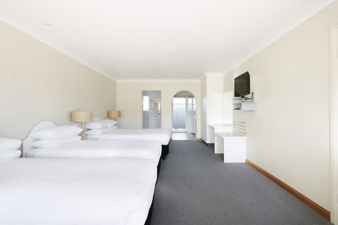 Harbourview House - Accommodation Sunshine Coast 6