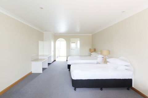 Harbourview House - Accommodation Sunshine Coast 7