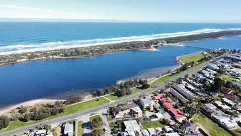 Cunningham Shore Motel - Accommodation Sunshine Coast 0
