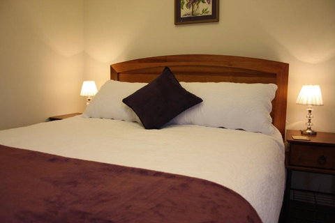 Grace Cottages - Accommodation Sunshine Coast 3