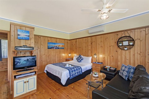 Sails Elegant Spacious Beach Villa - Accommodation Sunshine Coast 7