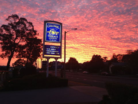 Colonial Terrace Motor Inn - Accommodation Sunshine Coast 0