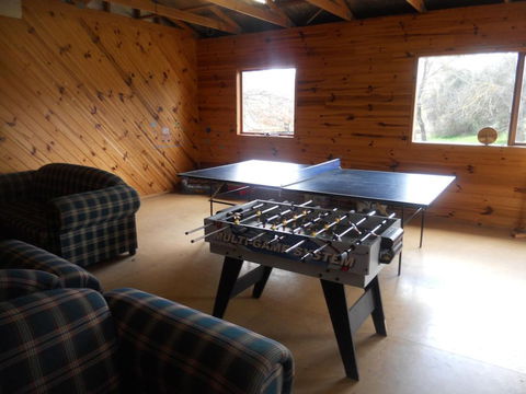 High Country Holiday Park - Accommodation Sunshine Coast 3