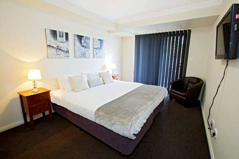 Astina Serviced Apartments - Central - Accommodation Sunshine Coast 2