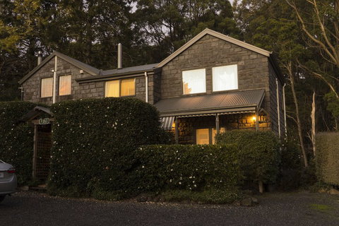 Observatory Cottages - Accommodation Sunshine Coast 3
