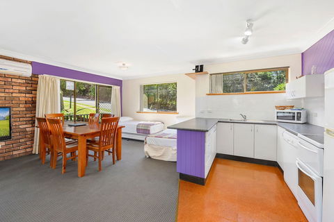 Port Macquarie Seychelles Apartments - Accommodation Sunshine Coast 1